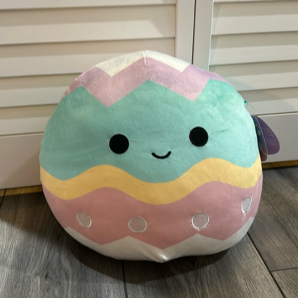 Egbert the squishmallow